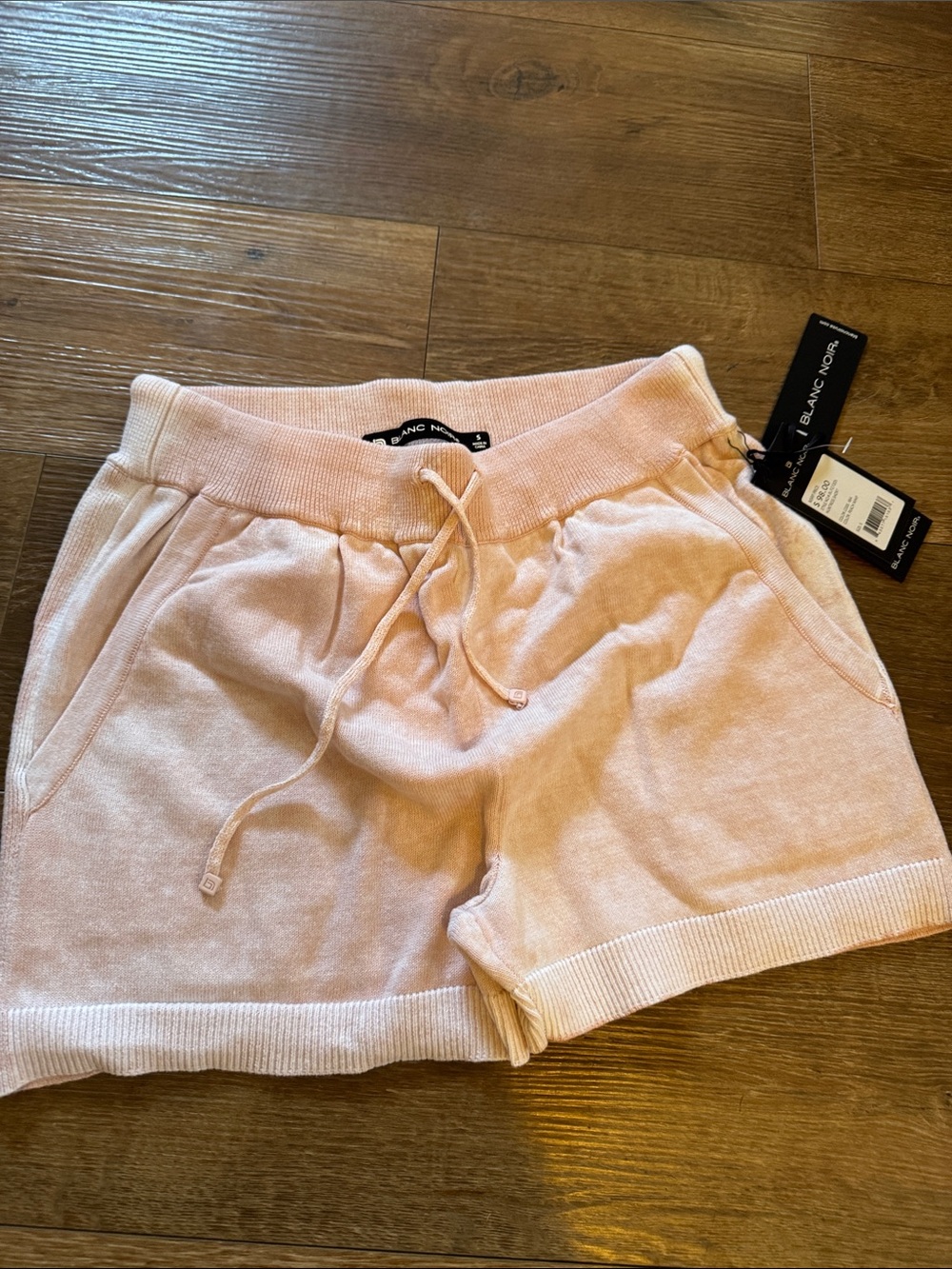 NWT BLANC NOIR Women's Pink Terry Drawstring Shorts size small msrp $98